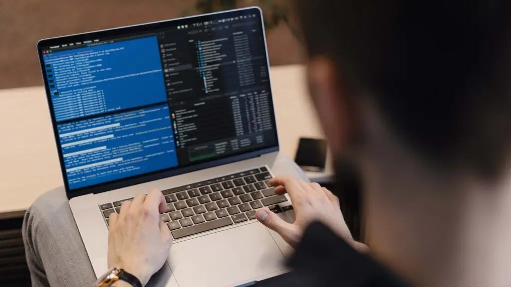 servicos-de-tecnologia-para-o-exterior-1024x576